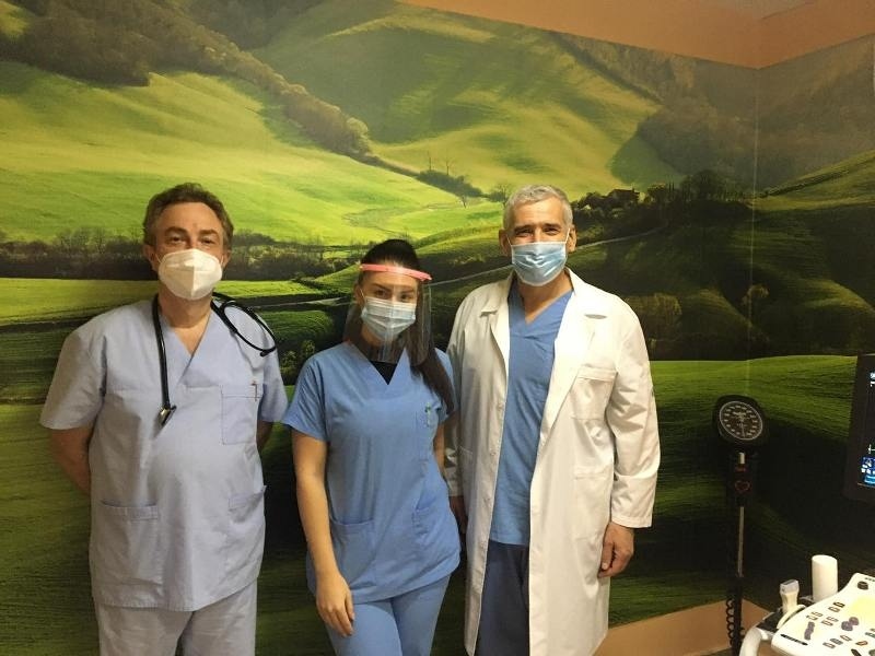 Студентка по медицина стана доброволка в болница „Хигия”
